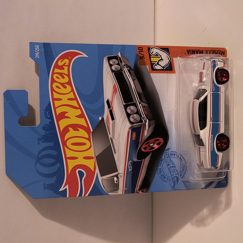 D1 Hot Wheels AMC Rebel Machine - Picture 1 of 3